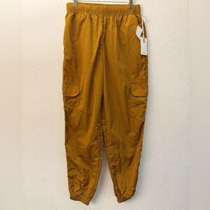 NWT Good American Essential Cargo Pants Size 1 / Small Metallic Bronze Brown001